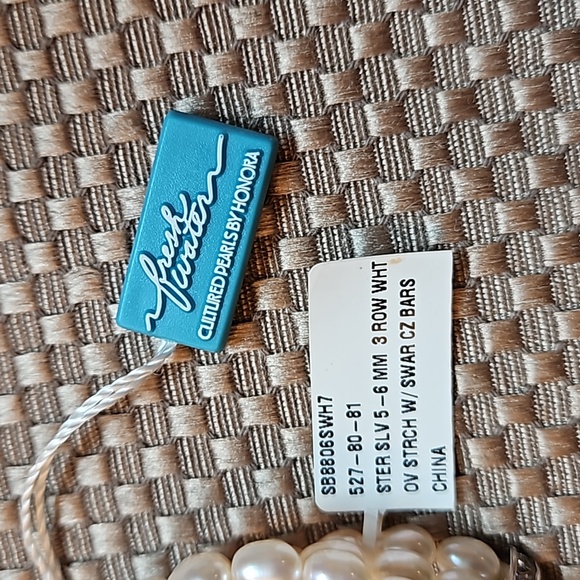 Honora Fresh Water Oval Cultered Pearl Bracelet 3 strand w 3 Swarovski CZ Bars - Picture 6 of 7